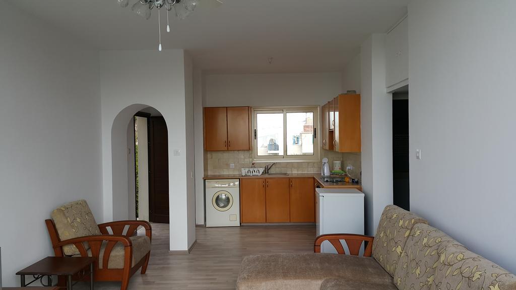 Dalia 5 Apartment Paphos Phòng bức ảnh